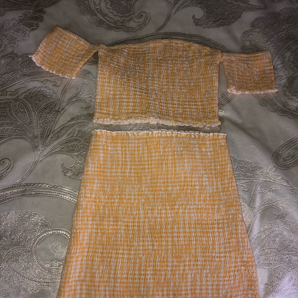 Two Piece Set - image 2